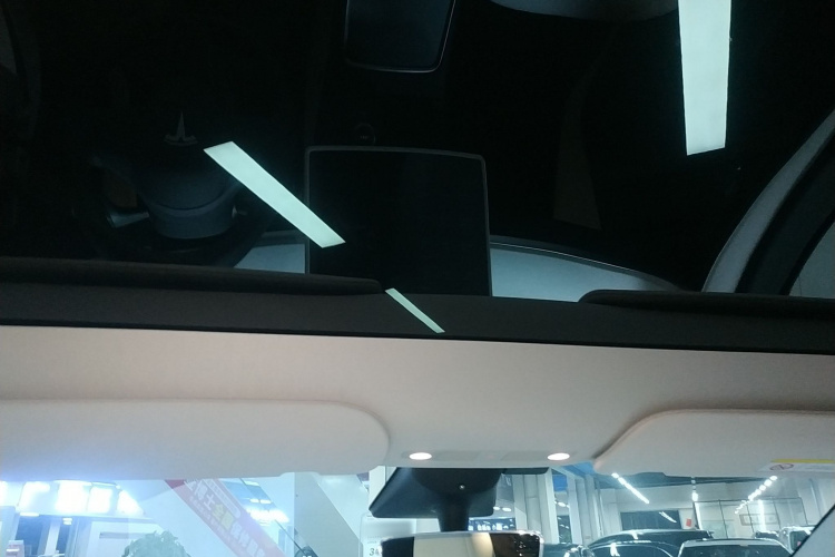 特斯拉 Model Y 2022款 改款 长续航全轮驱动版局部细节22