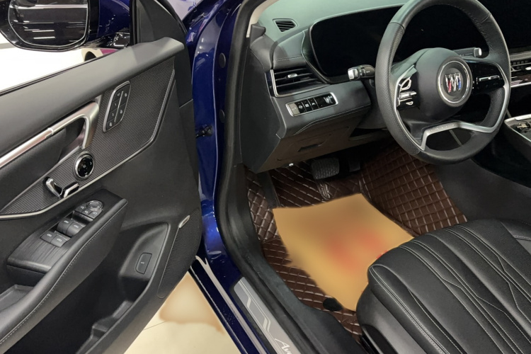 别克 君越 2023款 艾维亚版中控内饰7002