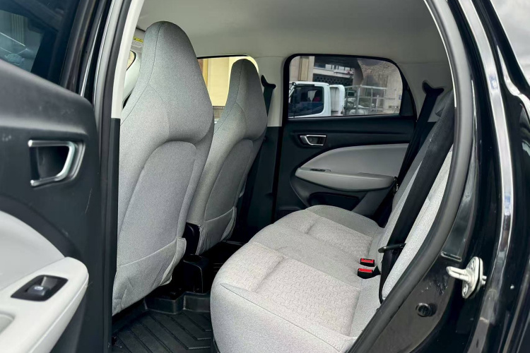 零跑汽车 零跑T03 2022款 皓玉版中控内饰7004