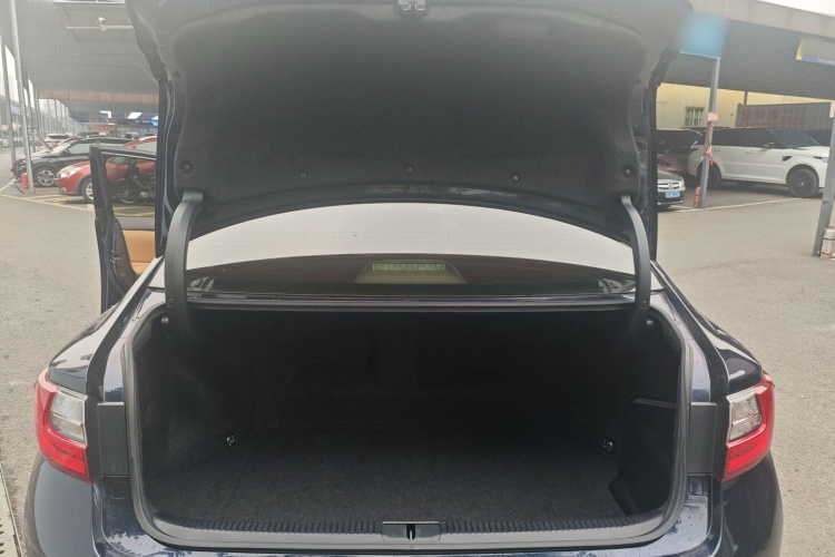 雷克萨斯ES 2015款 300h 舒适版局部细节23