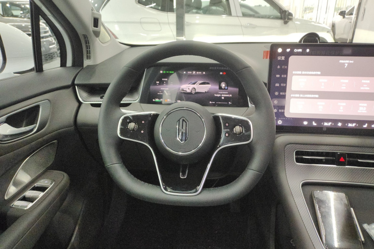 鸿蒙智行 尚界H5 2025款 增程 Pro局部细节13