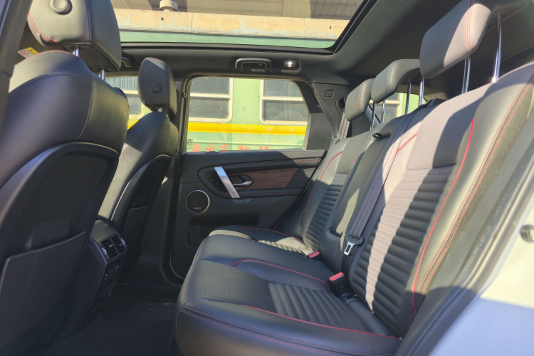路虎 发现运动版 2020款 249PS R-Dynamic 性能版中控内饰7008