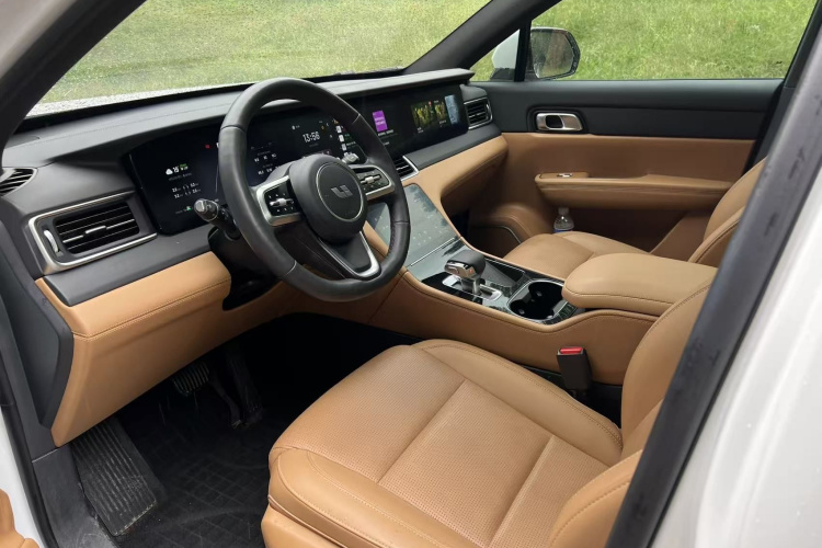 理想汽车 理想ONE 2021款 增程6座版中控内饰7001