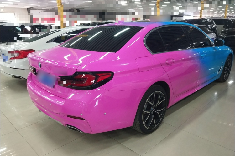 宝马5系 2022款 改款二 530Li 尊享型 M运动套装车身外观7