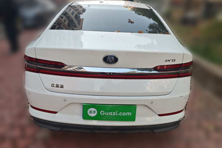 比亚迪 秦Pro 2020款 超越版 1.5TI 自动尊贵型车身外观6004