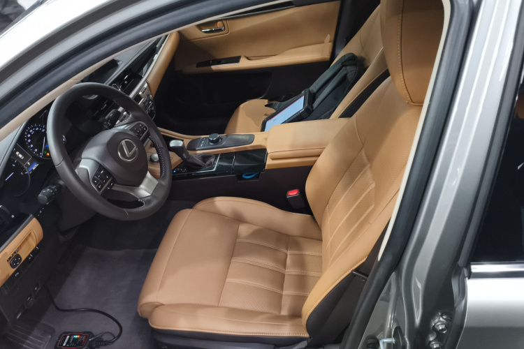 雷克萨斯ES 2015款 200 精英版局部细节19