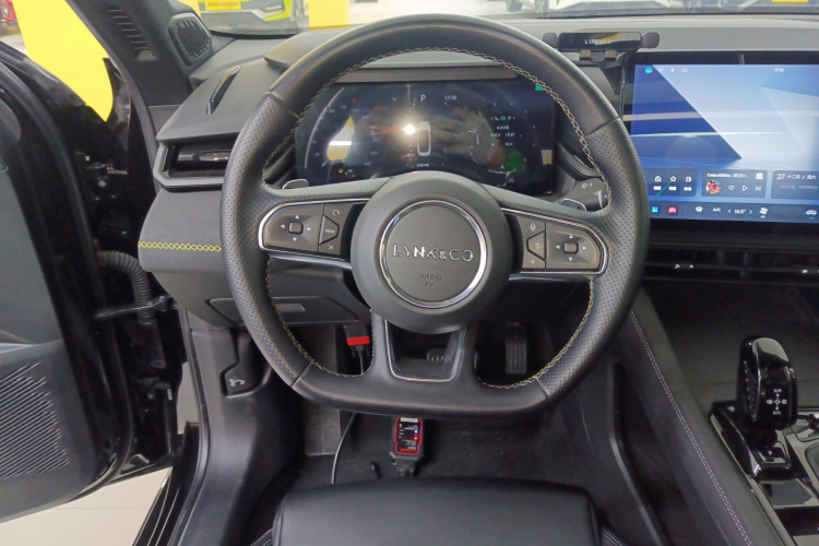 领克03 2023款 2.0TD DCT劲Plus局部细节13