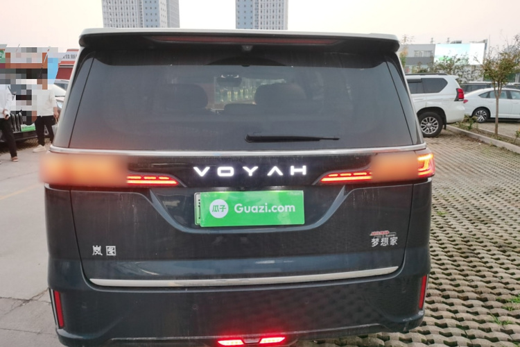 岚图汽车 岚图梦想家 2025款 PHEV 四驱旗舰乾崑版车身外观6004