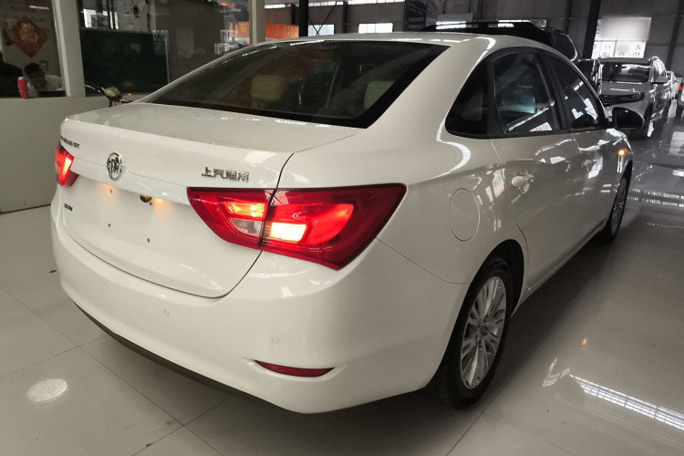 别克 英朗 2016款 15N 自动精英型车身外观6005
