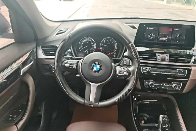 宝马X1 2020款 sDrive20Li 尊享型局部细节13