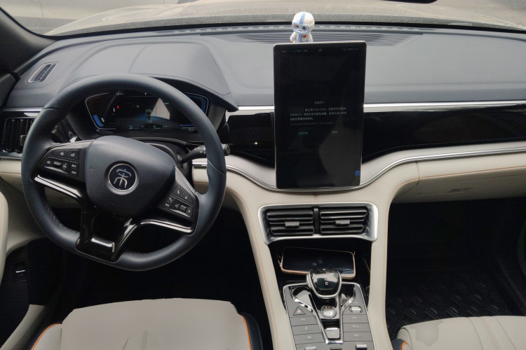 比亚迪 宋PLUS新能源 2021款 DM-i 110KM 旗舰型中控内饰12