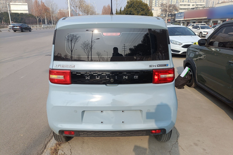 五菱汽车 宏光MINIEV 2021款 马卡龙臻享款 磷酸铁锂车身外观6