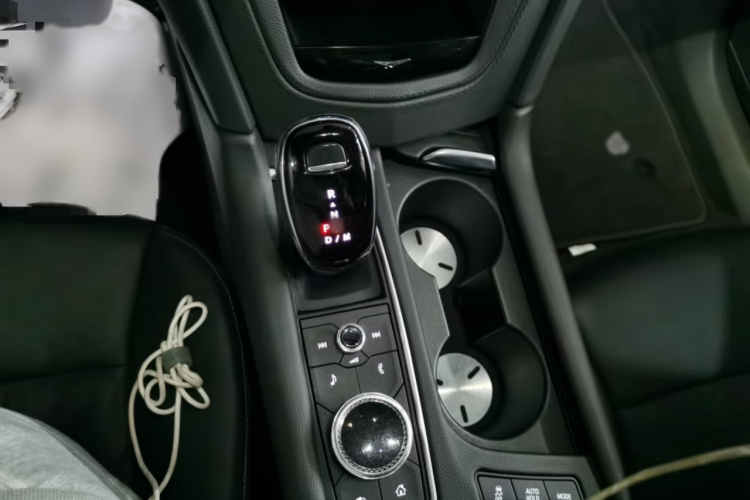 凯迪拉克XT6 2021款 2.0T 七座四驱豪华型局部细节18