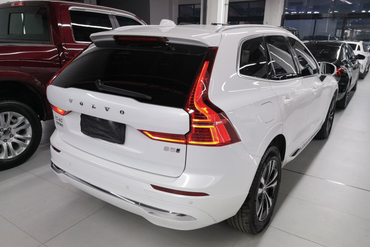 沃尔沃XC60 2025款 B5 四驱智逸豪华版车身外观6005