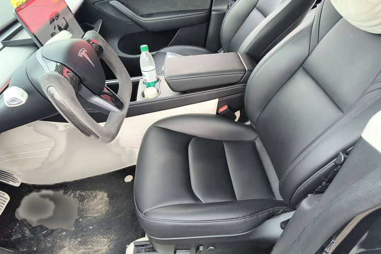 特斯拉 Model Y 2024款 后轮驱动版局部细节19