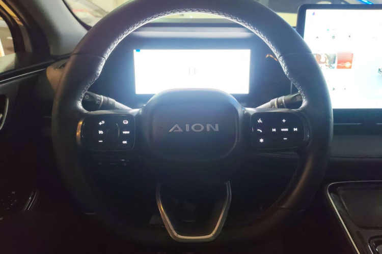 埃安 AION S Plus 2023款 70 智领版 磷酸铁锂局部细节13