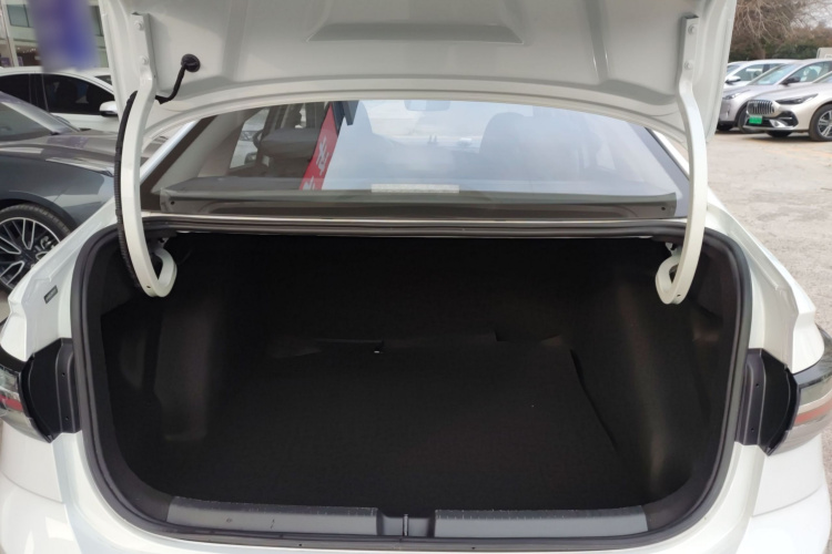 大众 朗逸 2023款 新锐 1.5L 自动新逸版机舱底盘23