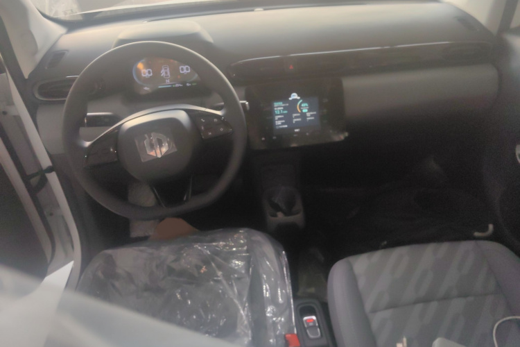 零跑汽车 零跑T03 2025款 310舒享版中控内饰7002