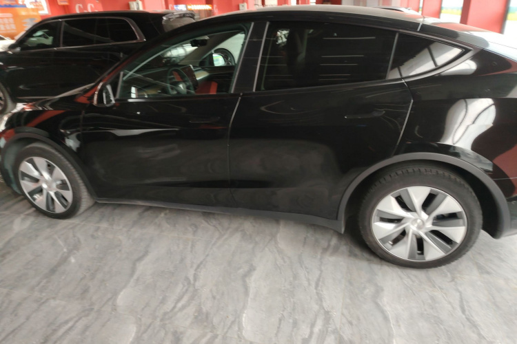 特斯拉 Model Y 2022款 长续航全轮驱动版车身外观6003