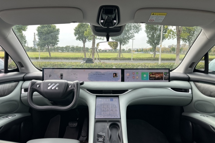 智己汽车 智己LS6 2023款 Max 超强性能版中控内饰7004