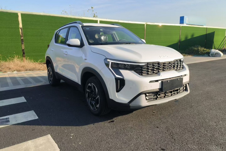 起亚 索奈 2024款 1.5L 舒适版车身外观6004