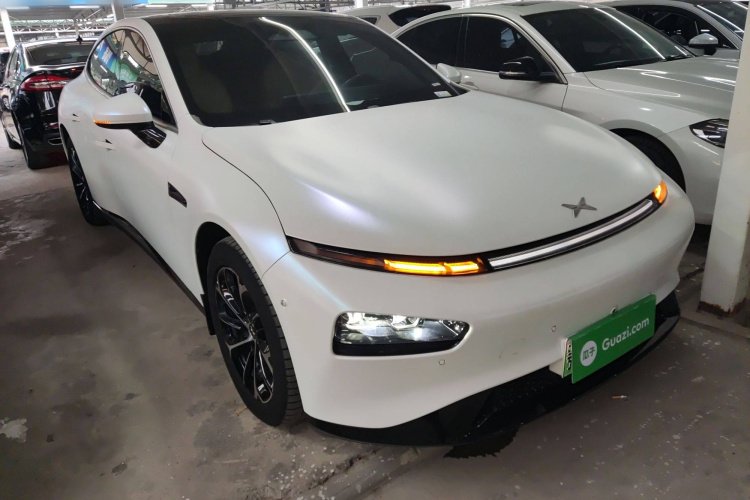 小鹏P7 2023款 586E车身外观6002