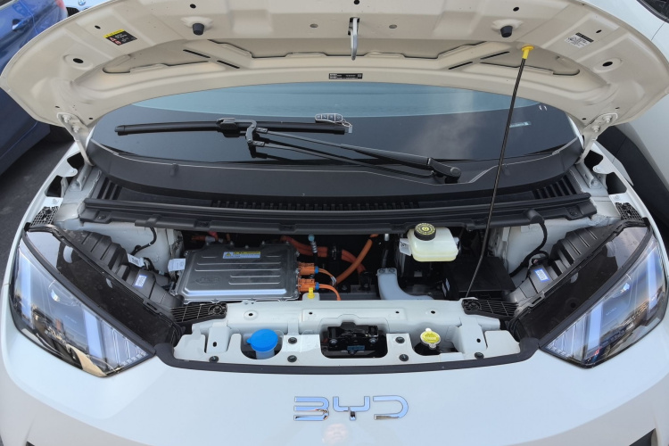 比亚迪 海鸥 2025款 305km 活力版机舱底盘24