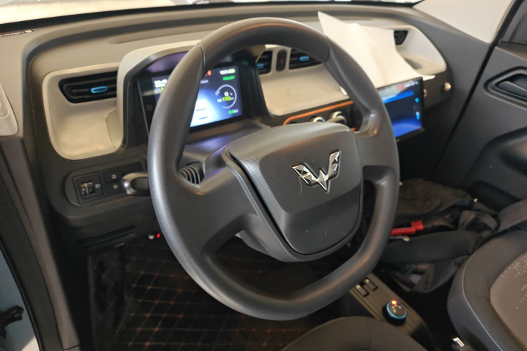 五菱汽车 宏光MINIEV 2020款 悦享款 磷酸铁锂中控内饰13