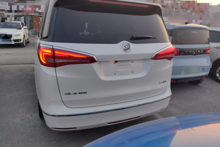 别克GL8 2017款 ES 28T 尊享型 国V车身外观6004