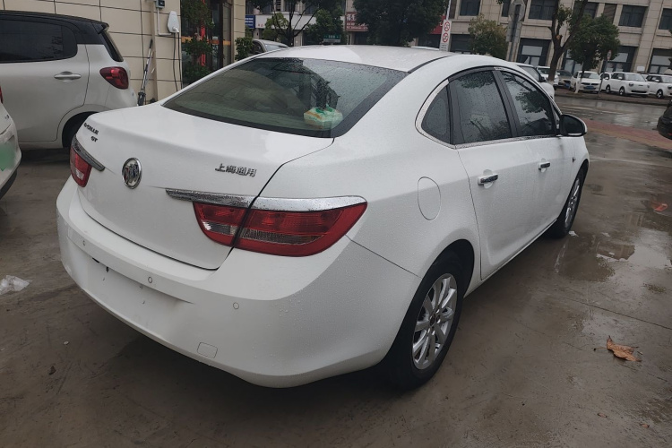 别克 英朗 2013款 GT 1.6L 自动时尚版车身外观7