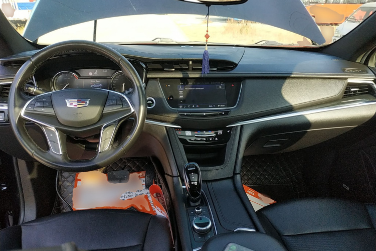 凯迪拉克XT5 2020款 28T 豪华型中控内饰12