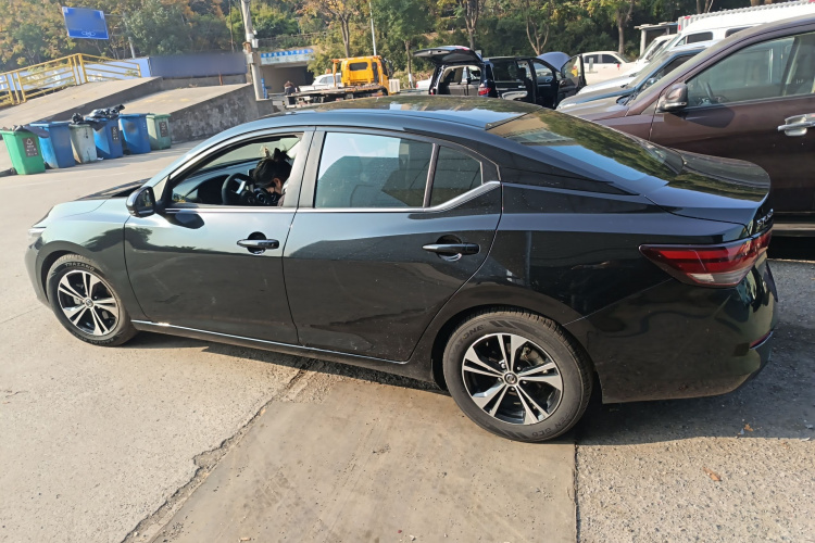 日产 轩逸 2021款 1.6L XL CVT悦享版车身外观4