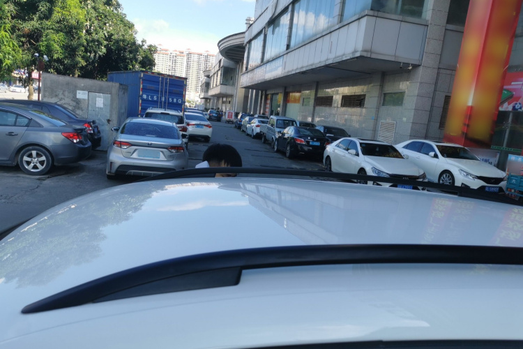 大众 途观 2015款 1.8TSI 自动两驱风尚版车身外观57