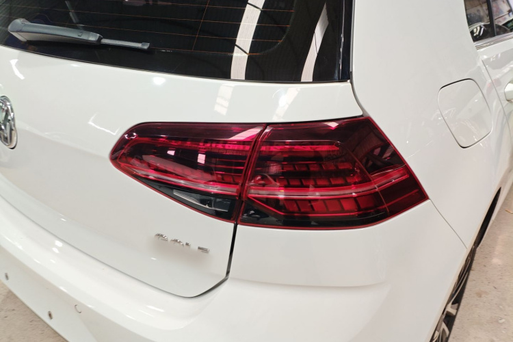 大众 高尔夫 2018款 280TSI 自动R-Line型车身外观6006