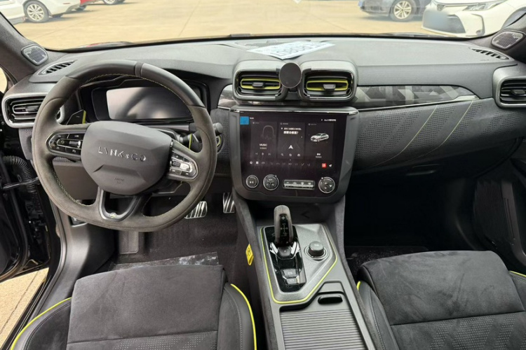 领克03 2022款 03+ 2.0TD 自动驭风版车身外观6010