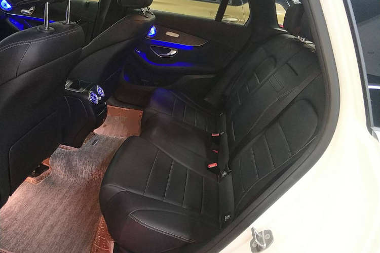 奔驰GLC 2020款 GLC 300 L 4MATIC 动感型中控内饰7004