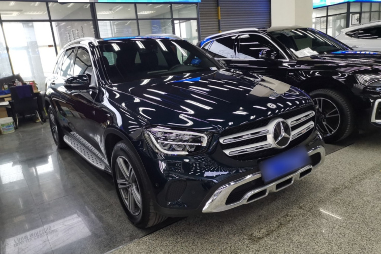 奔驰GLC 2021款 GLC 260 L 4MATIC 动感型车身外观3