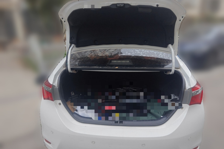 丰田 卡罗拉 2018款 1.2T S-CVT GL智享版中控内饰23