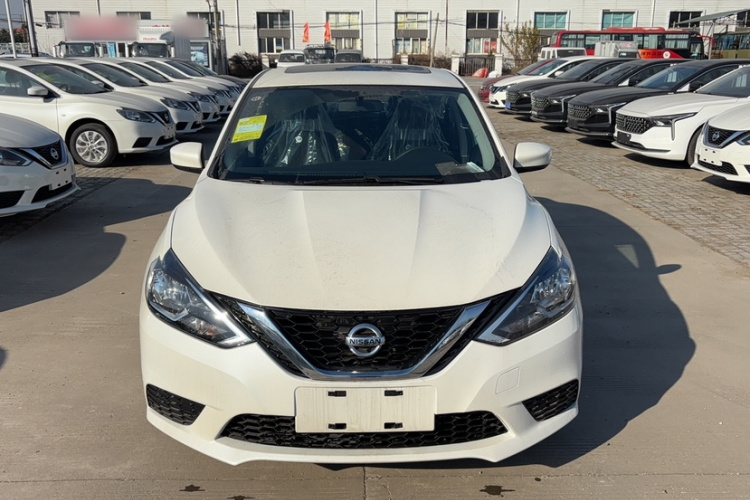 日产 轩逸 改款三 经典 1.6XE CVT舒适天窗版(8.29)车身外观6001