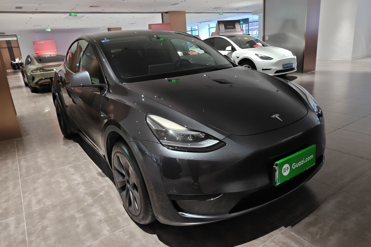 特斯拉 Model Y 2024款 后轮驱动版车身外观6002