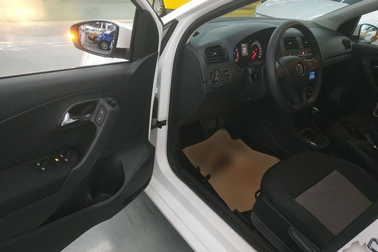 大众 Polo 2018款 1.5L 自动安驾型中控内饰20