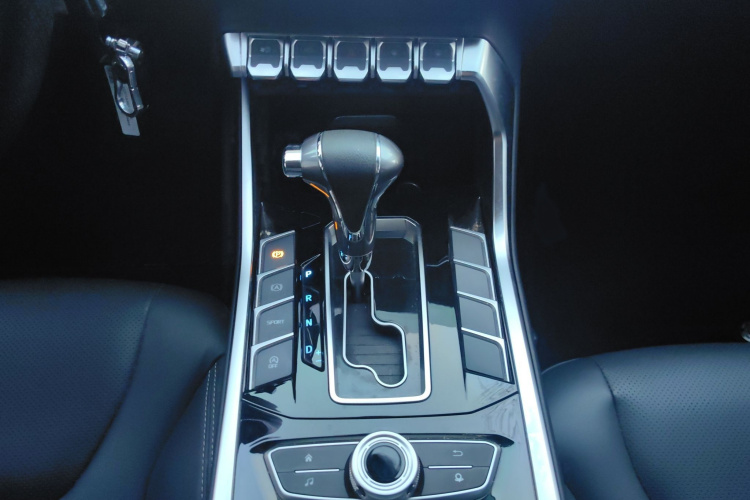 福特 领界 2019款 EcoBoost 145 CVT铂领型 国VI局部细节18