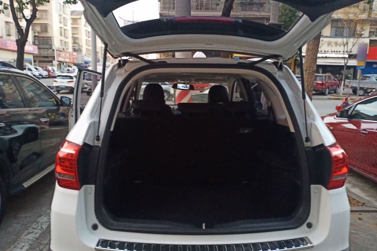 哈弗H6 2018款 红标 运动版 1.5T 手动两驱精英型机舱底盘23