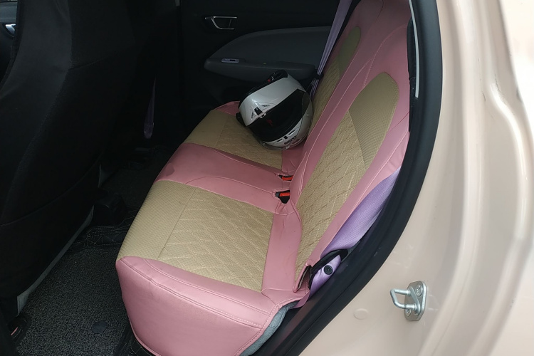 零跑汽车 零跑T03 2021款 400微糖版中控内饰21