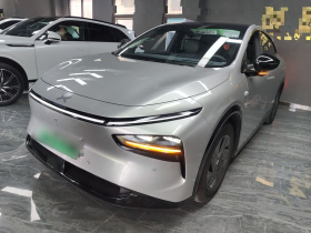 小鹏G7 2025款 702 超长续航 Max