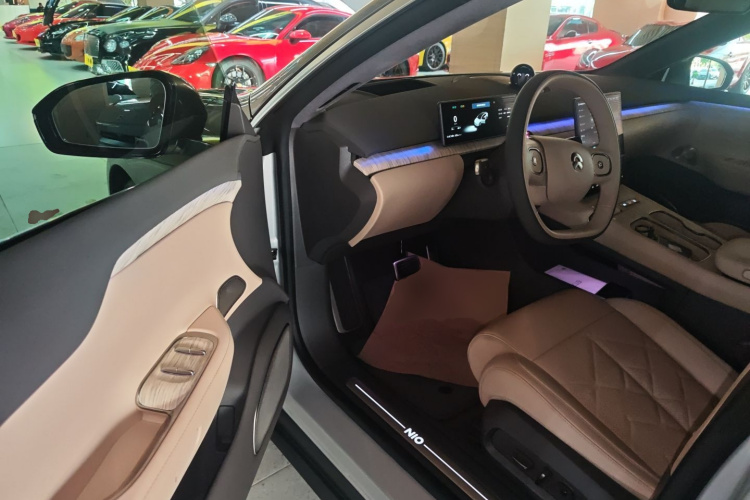 蔚来ET7 2024款 100kWh 行政版中控内饰20