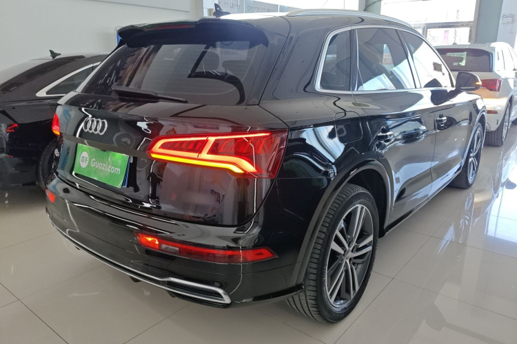 奥迪Q5L 2020款 改款 40 TFSI 荣享时尚型车身外观7