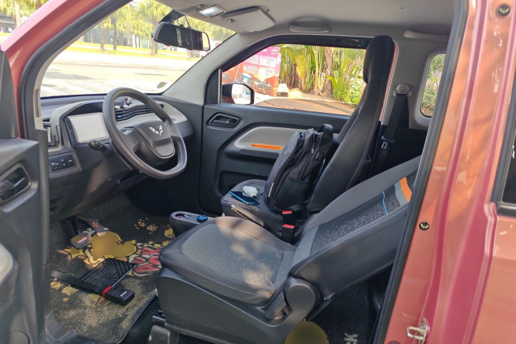 五菱汽车 宏光MINIEV 2021款 马卡龙时尚款 三元锂中控内饰21