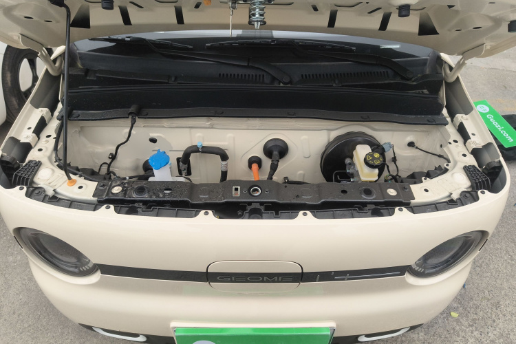 吉利银河 熊猫 2025款 210km 元气熊机舱底盘24