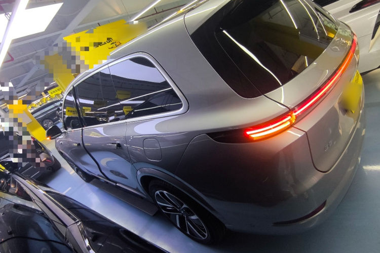 理想汽车 理想L9 2024款 Ultra车身外观6003